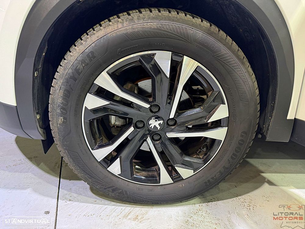 Peugeot 2008 1.2 PureTech Allure Pack EAT8 - 12