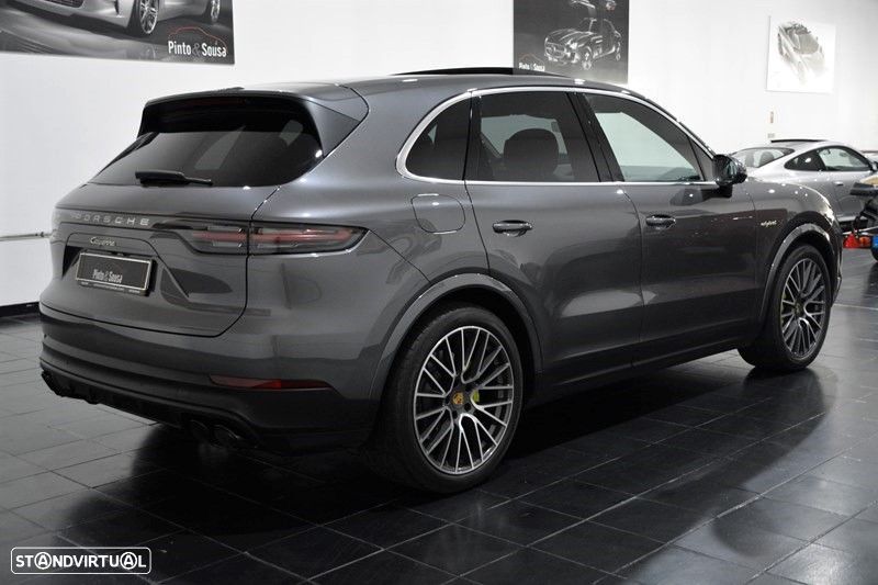 Porsche Cayenne E-Hybrid - 7