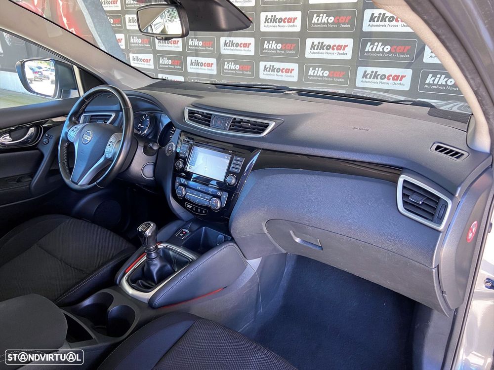 Nissan Qashqai 1.5 dCi 360 - 17