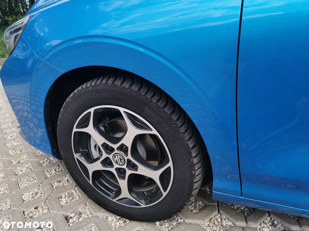 MG MG3 1.5 HEV+ Exclusive - 9