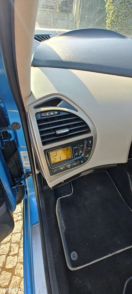 Citroën C4 Picasso 1.6 HDi FAP EGS6 Exclusive - 15