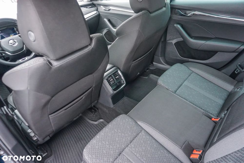 Skoda Octavia 2.0 TDI Style DSG - 13