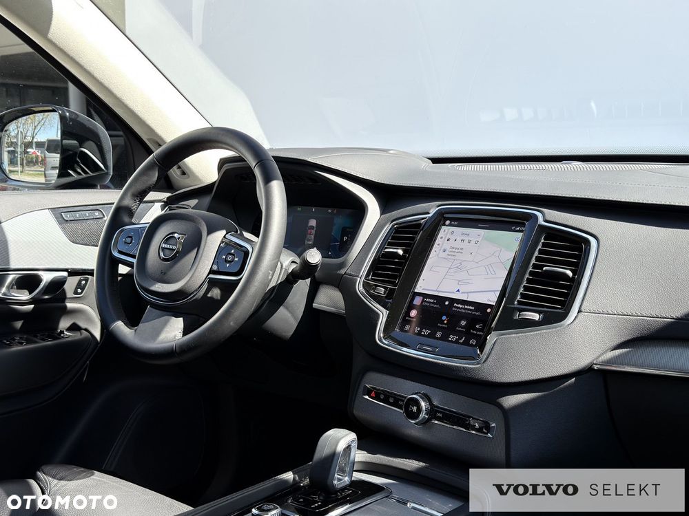 Volvo XC 90 - 21
