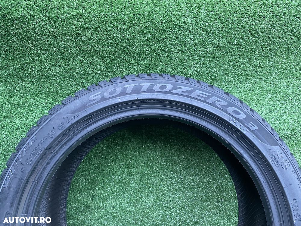 Set 2 anvelope iarna Pirelli SOTTOZERO 3 Runflat 225 45 R18 RSC OE BMW - 5