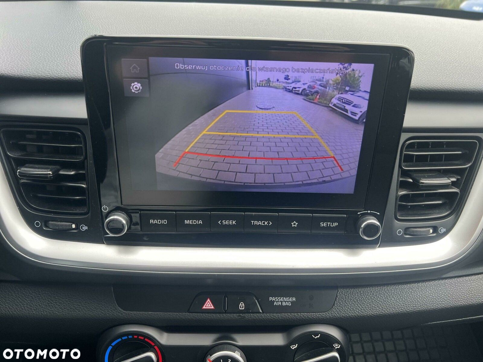 Kia Stonic - 24