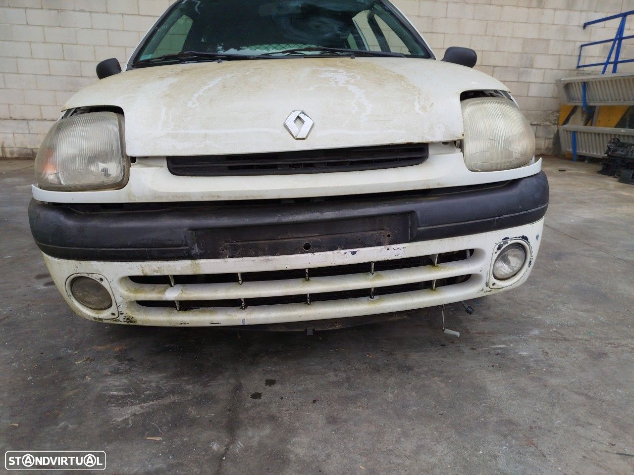 Pára-choques frente RENAULT Clio II (BB0/1/2_, CB0/1/2_) - 1