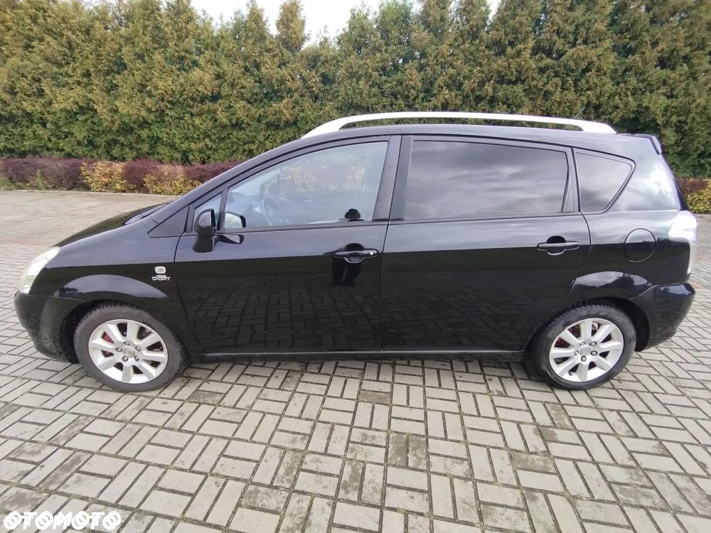 Toyota Corolla Verso 2.2 D-4D Prestige Sport - 4