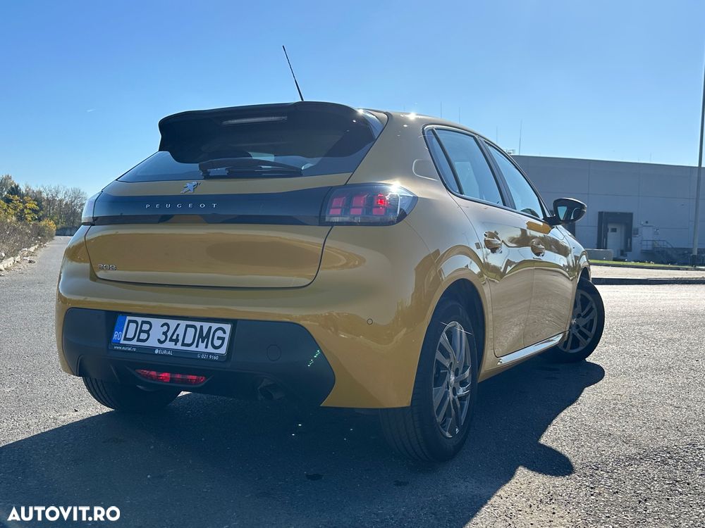 Peugeot 208 1.2 L PureTech STT EAT8 Active Pack - 4