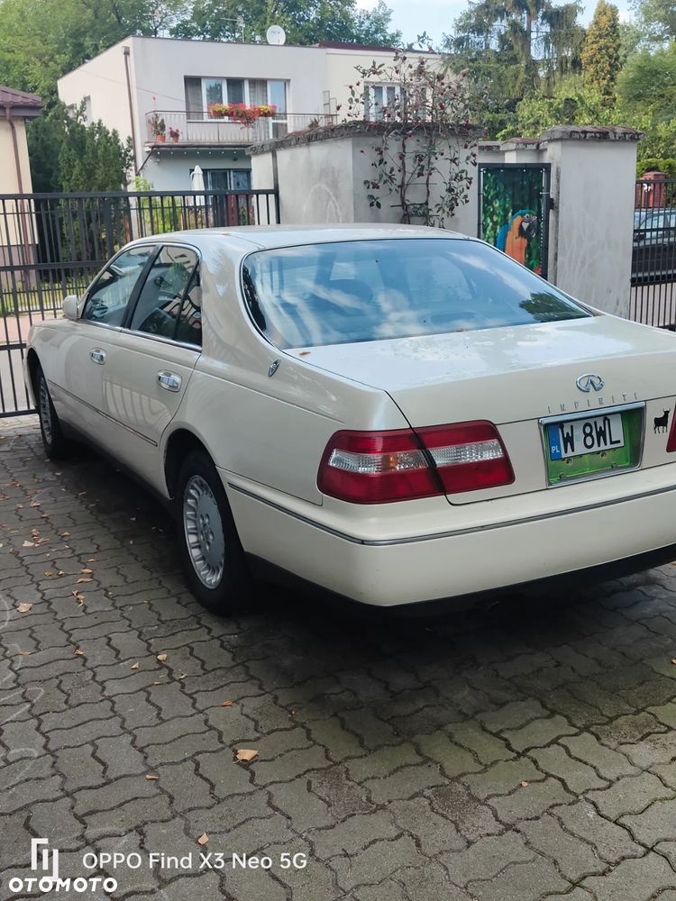 Infiniti Q45 4.5 V8 - 6