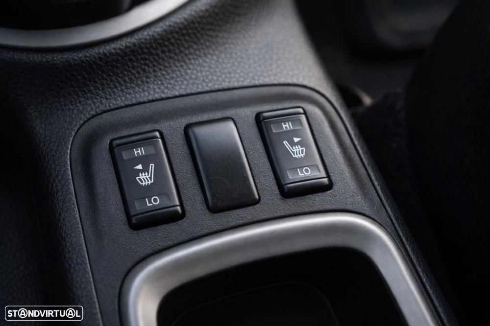 Nissan Navara DC 4x4 EU6 S&S N-Guard - 32