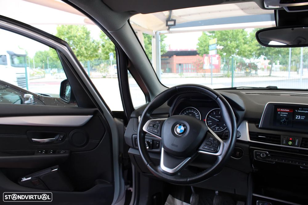 BMW 216 Active Tourer d Line Sport - 12