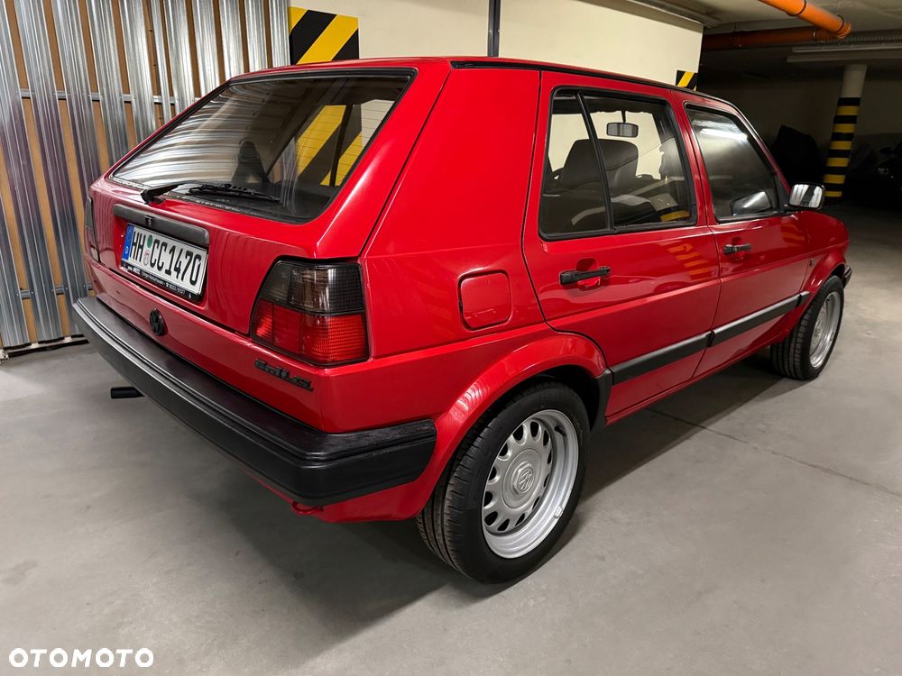 Volkswagen Golf - 12