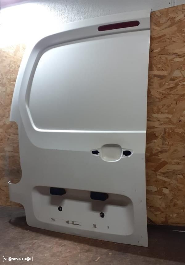 Porta Trás Esq Peugeot Partner Caixa (K9)