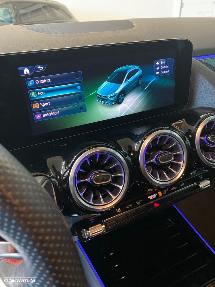 Mercedes-Benz GLA 180 d AMG Line - 14