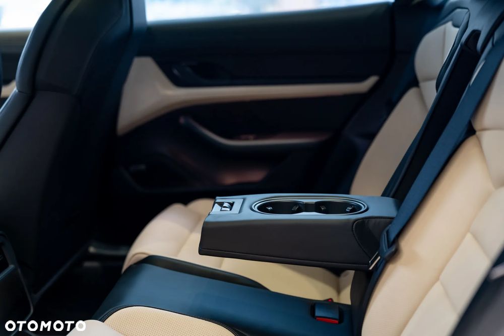 Porsche Taycan 105kWh 4S Black Edition - 21