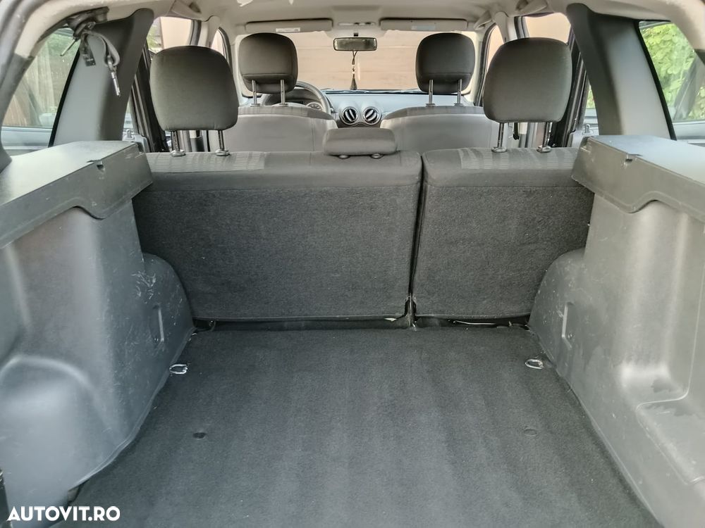 Dacia Duster 1.6 4x2 - 13