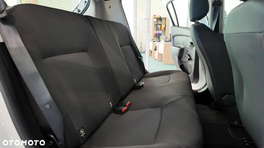 Dacia Sandero 1.2 16V 75 Ambiance - 31