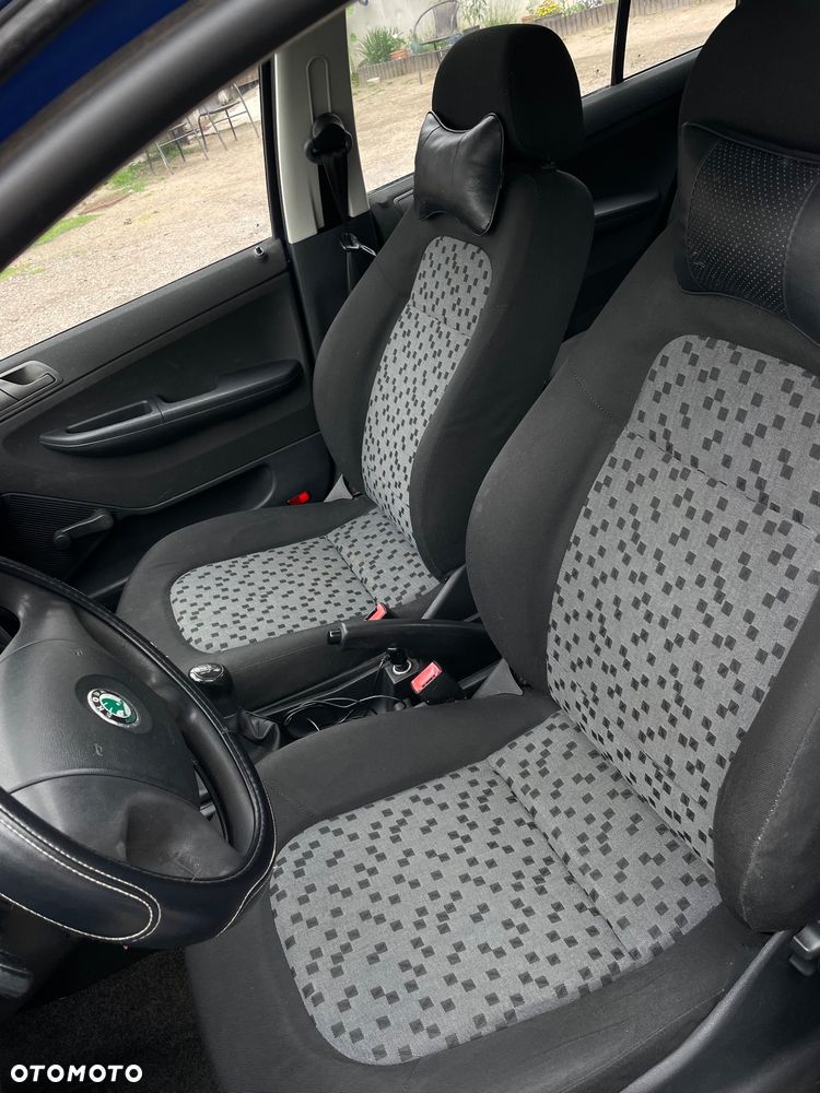 Skoda Fabia 1.2 HTP Ambiente - 5