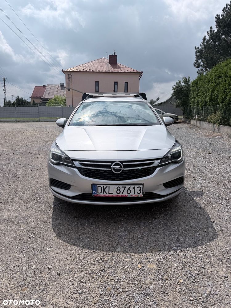 Opel Astra 1.6 D (CDTI) Business - 1