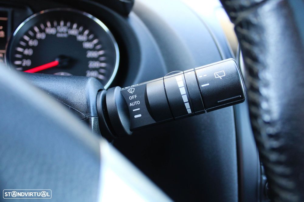 Nissan Qashqai +2 1.5 dCi Tekna Premium 18 - 37