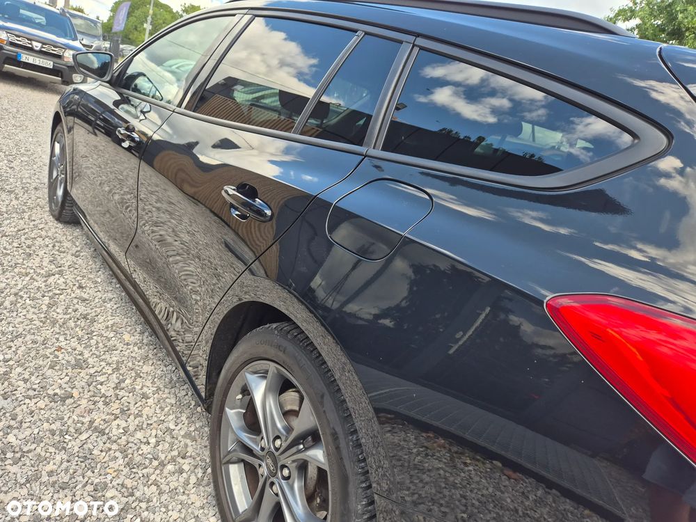 Ford Focus 1.0 EcoBoost ST-Line ASS PowerShift - 24
