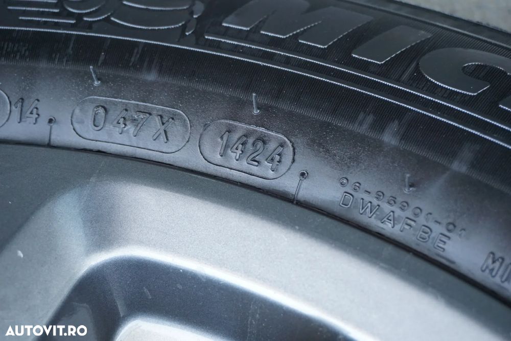 Ford Kuga 2.0 EcoBlue 4x4 Aut. ST-LINE X - 22