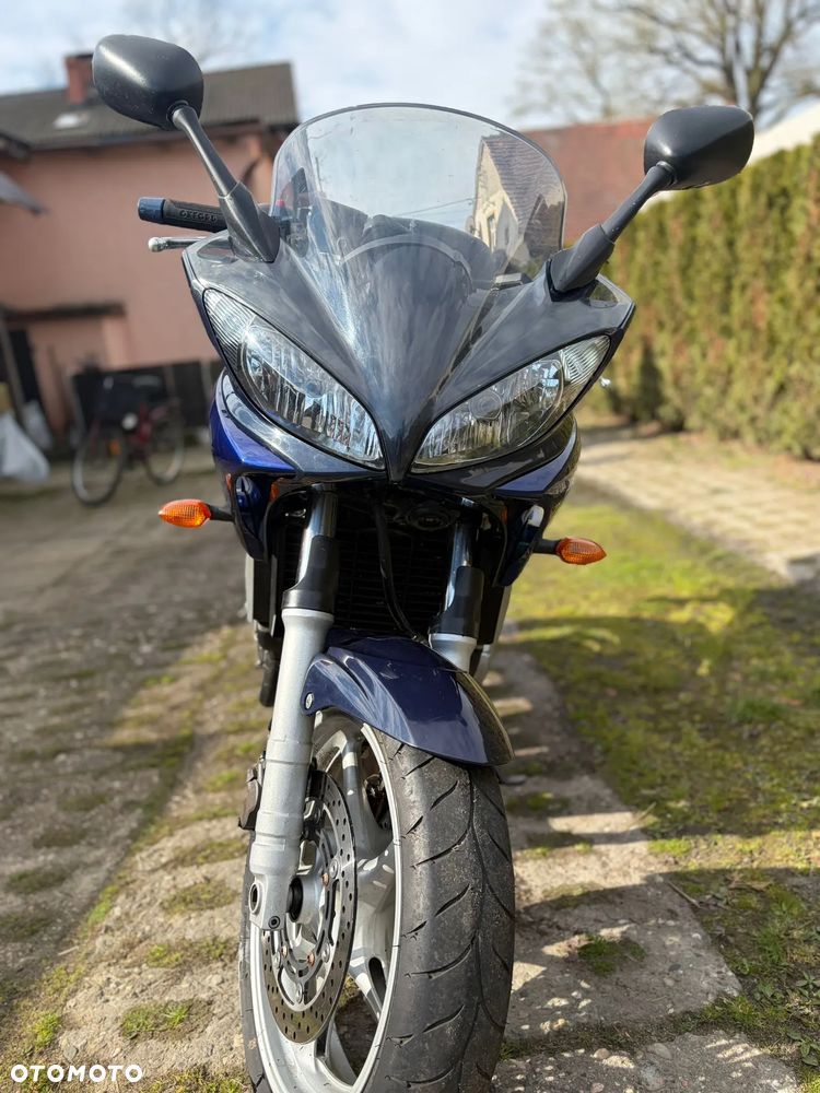 Yamaha FZ6 - 12