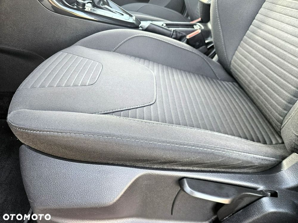 Ford Focus 1.5 EcoBlue Start-Stopp-System TITANIUM X - 19