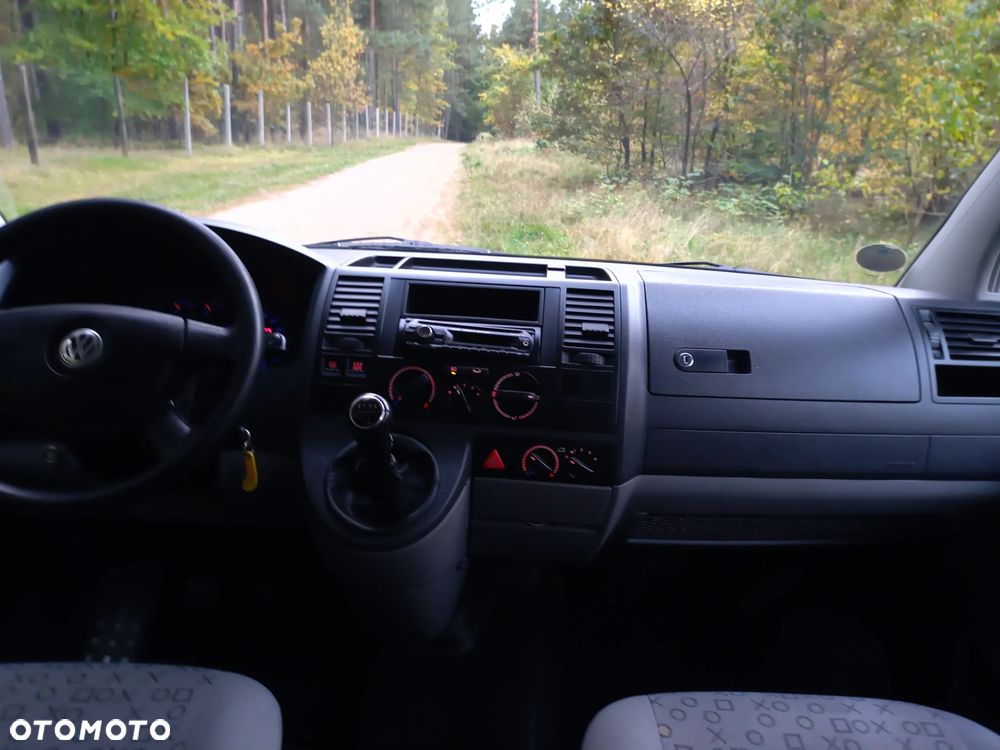 Volkswagen Transporter T5 TDI L1H1 - 11