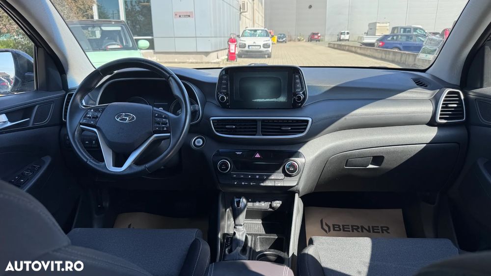 Hyundai Tucson blue 1.6 CRDi 2WD DCT Premium - 23