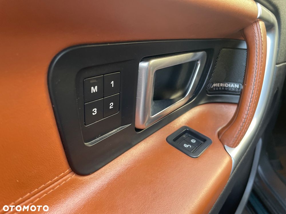 Land Rover Discovery Sport - 26