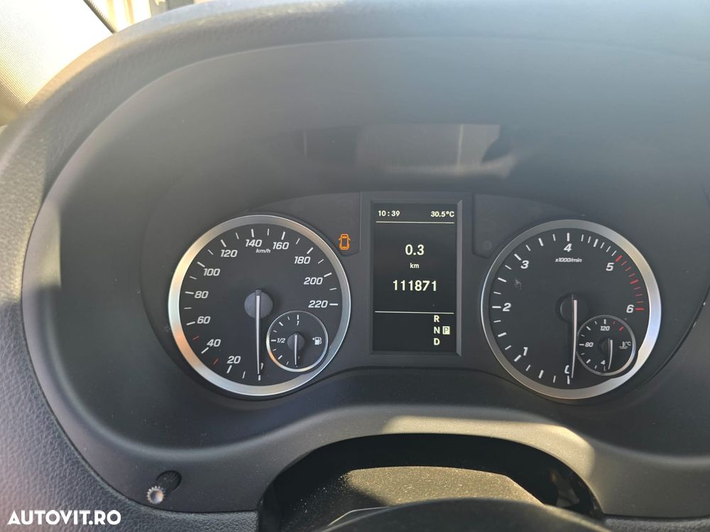Mercedes-Benz Vito Compact 114 CDI 136CP RWD 9AT Base - 2