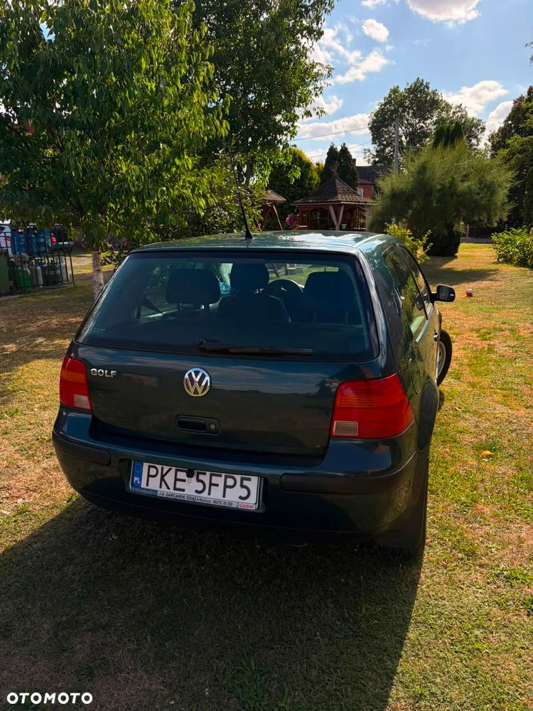 Volkswagen Golf 1.4 Basis - 2