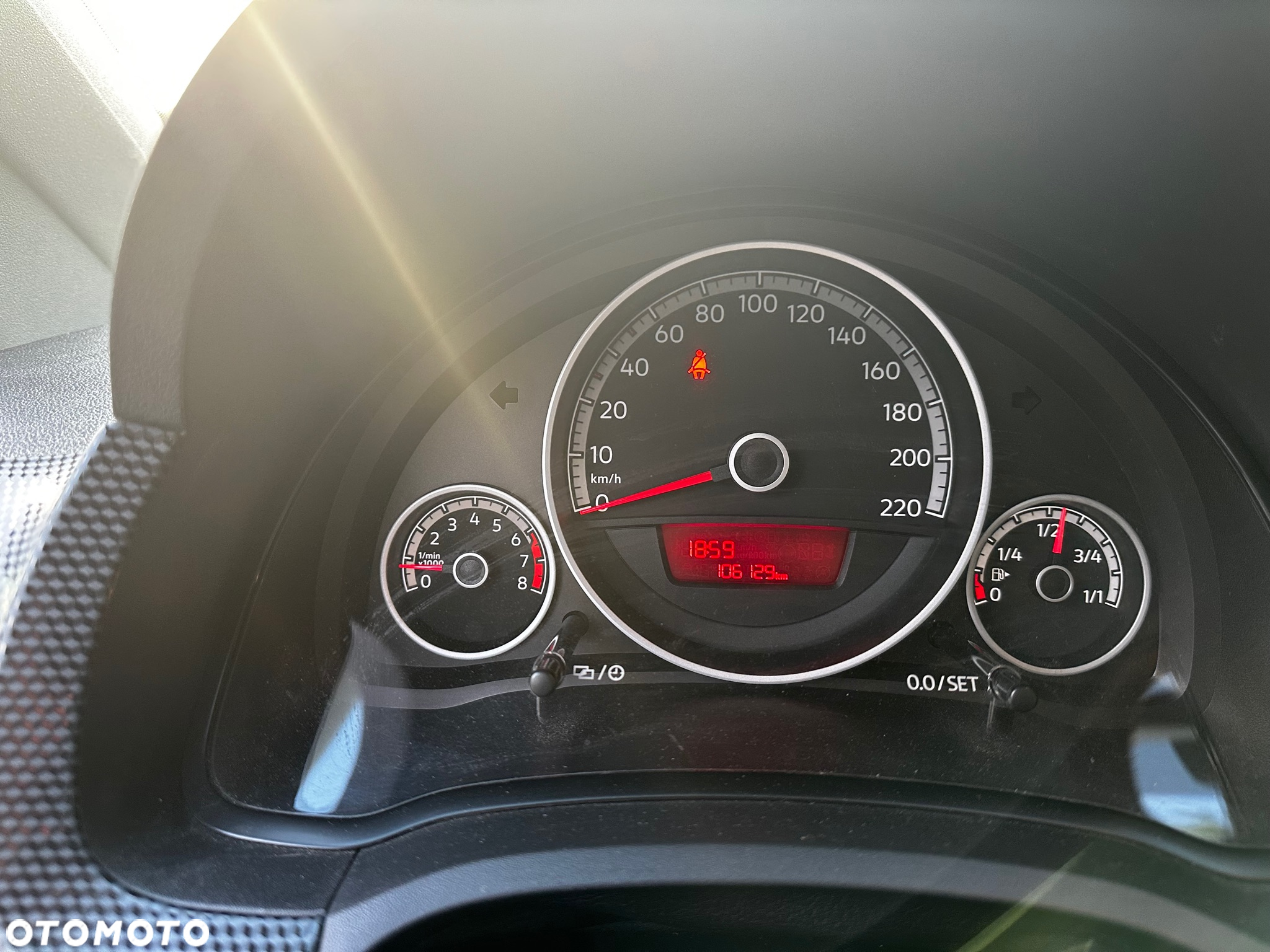 Volkswagen up! 1.0 move - 8