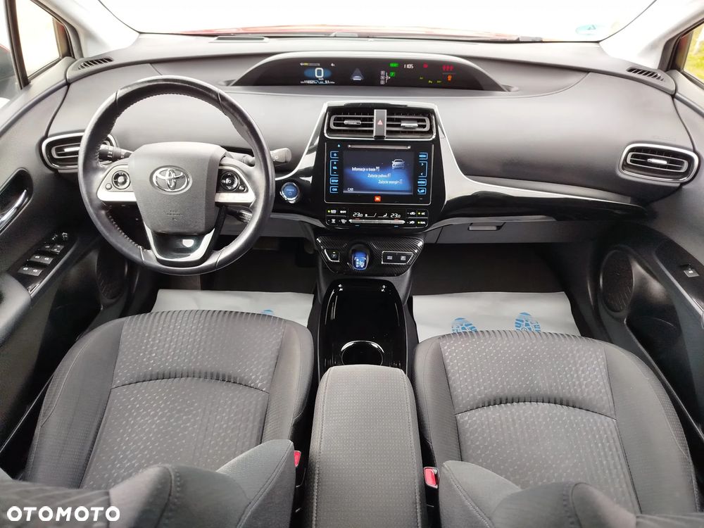 Toyota Prius Hybrid - 17