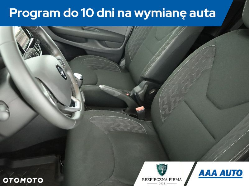 Renault Clio - 8