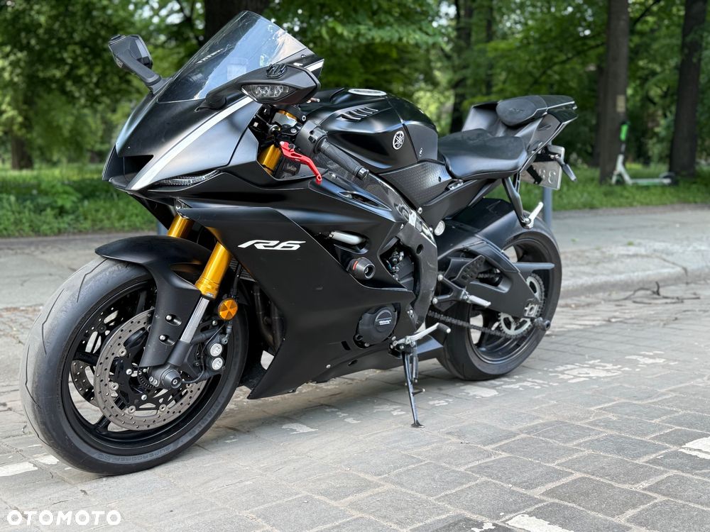 Yamaha R6 - 14
