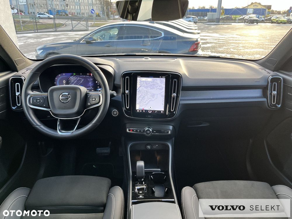 Volvo XC 40 - 22