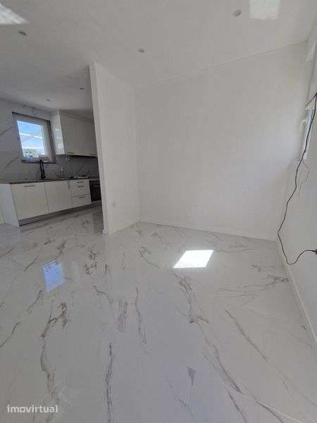 Venda Moradia T1+1 em Águas-Santas - Grande imagem: 5/12