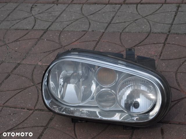 vw volkswagen golf IV lampa prawa WYSYŁKA - 1