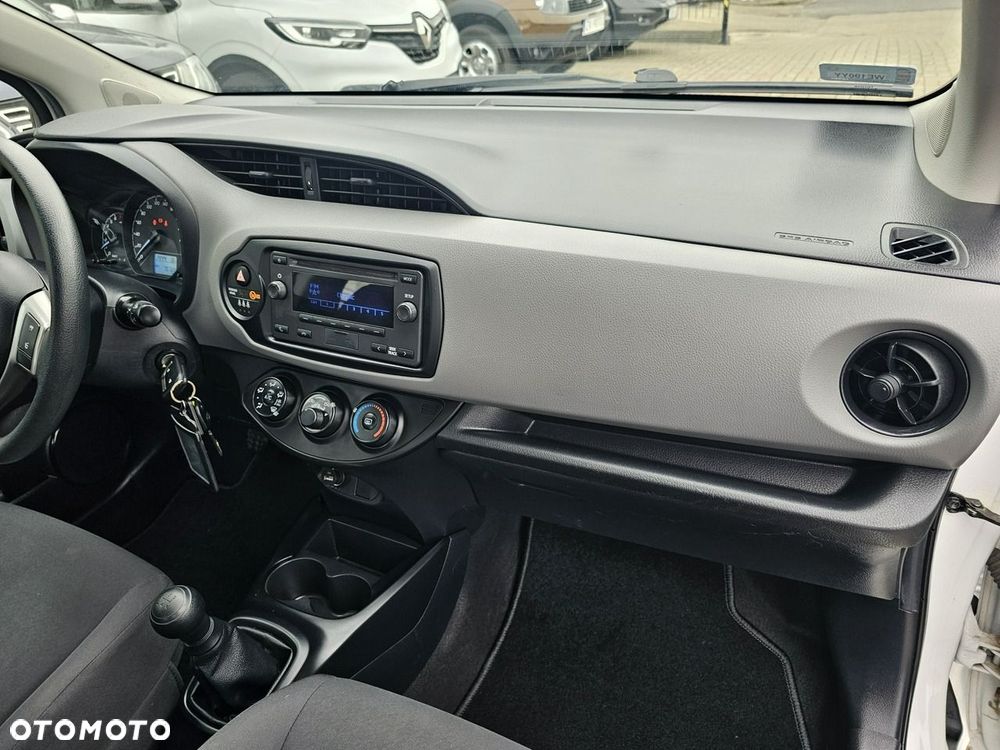 Toyota Yaris - 18