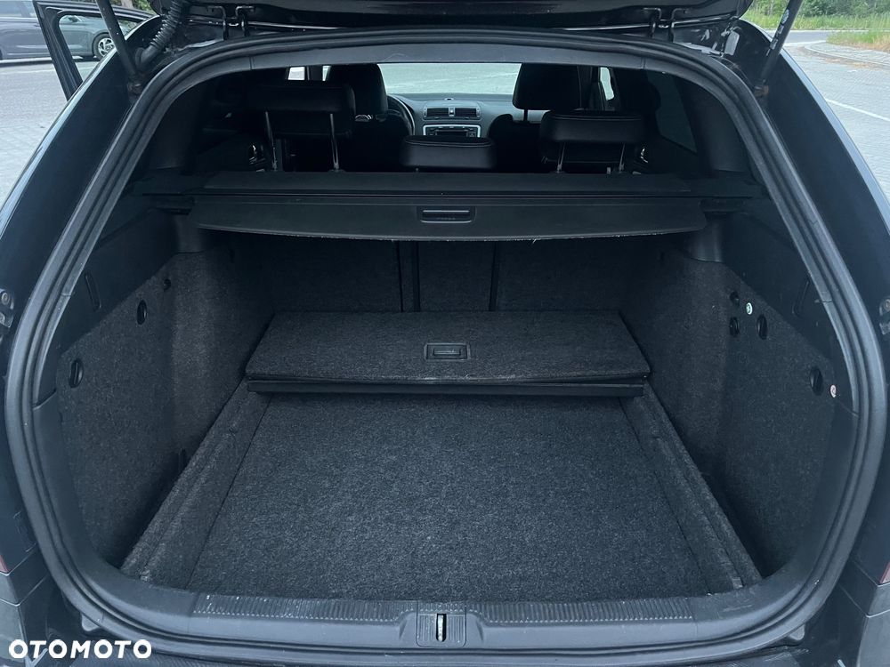 Skoda Octavia 2.0 TDI CR DPF RS - 15
