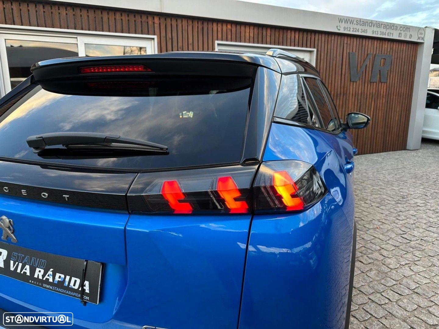 Peugeot 2008 1.5 BlueHDi GT Line - 29