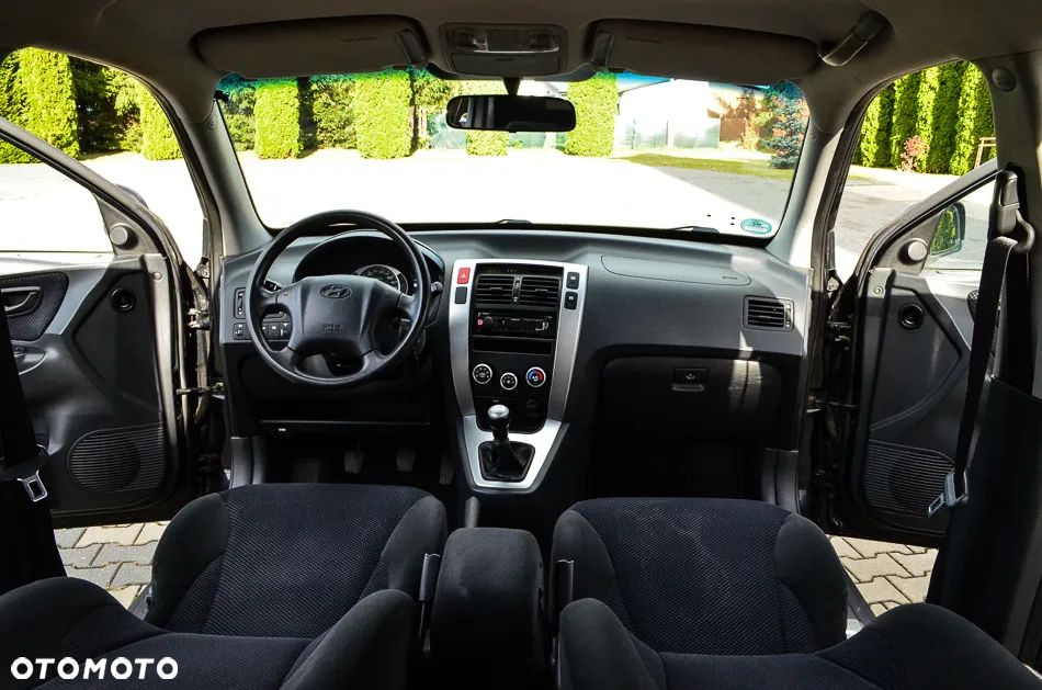 Hyundai Tucson 2.0 2WD GLS - 31
