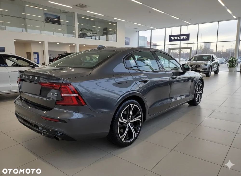 Volvo S60 B5 B AWD Ultimate Dark - 3