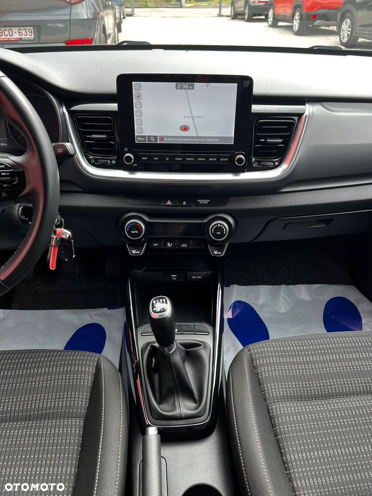 Kia Stonic 1.0 T-GDI 100 OPF Dream-Team Edition - 24