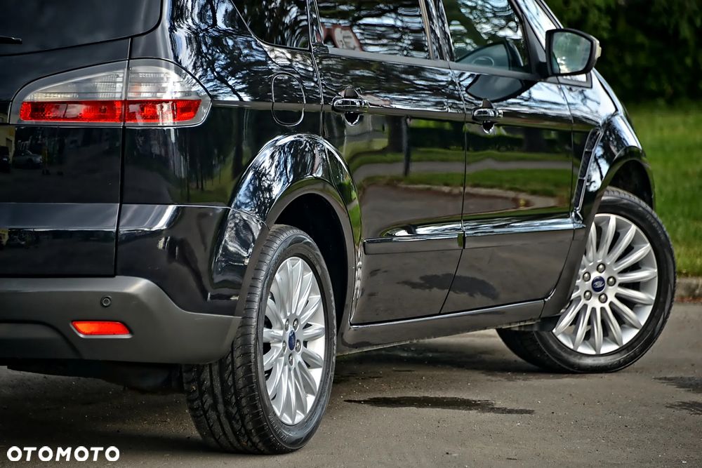 Ford S-Max - 19