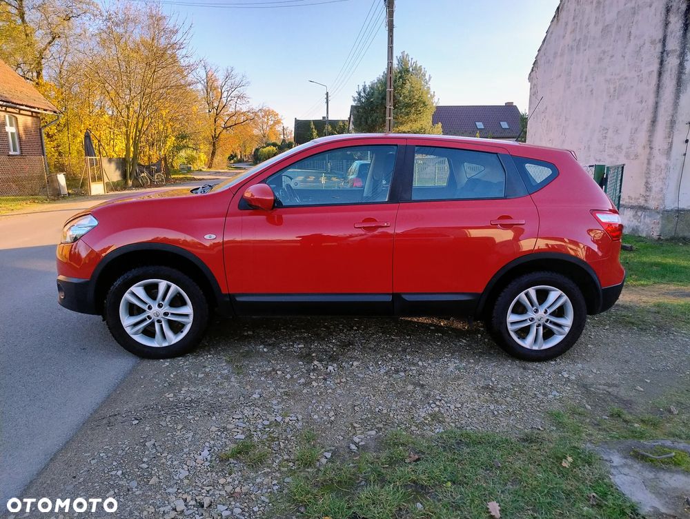 Nissan Qashqai 1.6 visia - 20