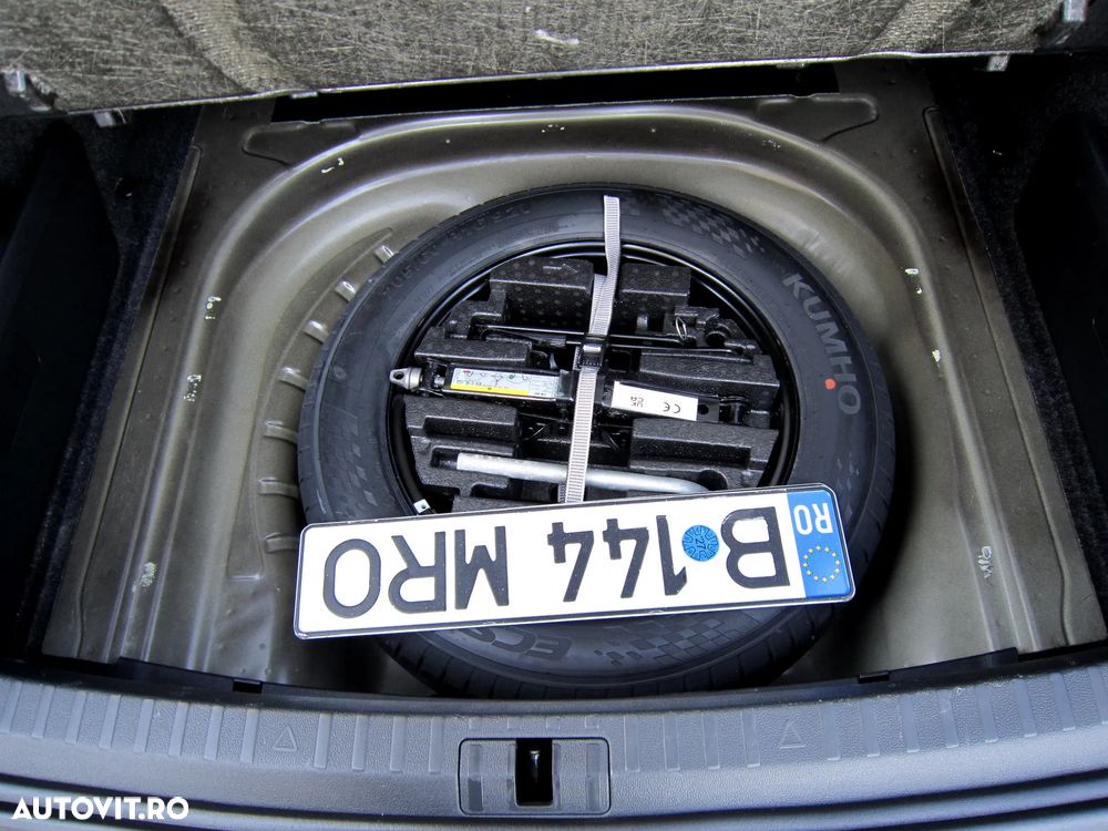 Skoda Octavia 2.0 TDI DSG Style - 37