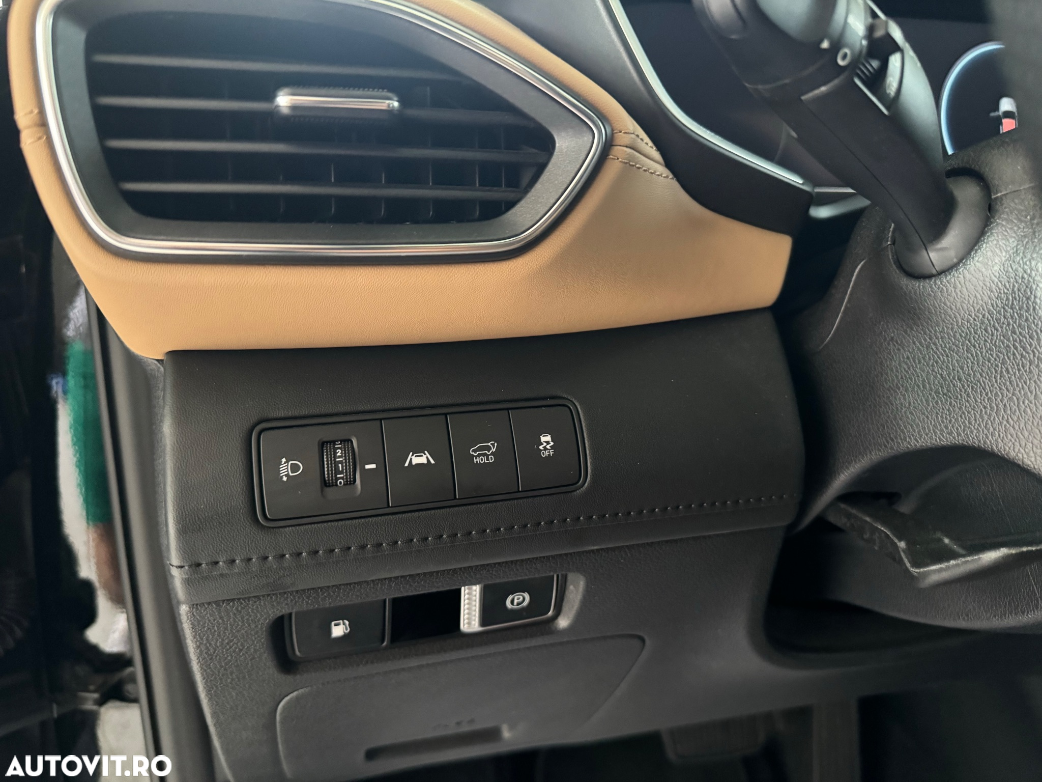Hyundai Santa Fe 1.6 Plugin-Hybrid 4WD SEVEN Signature - 12